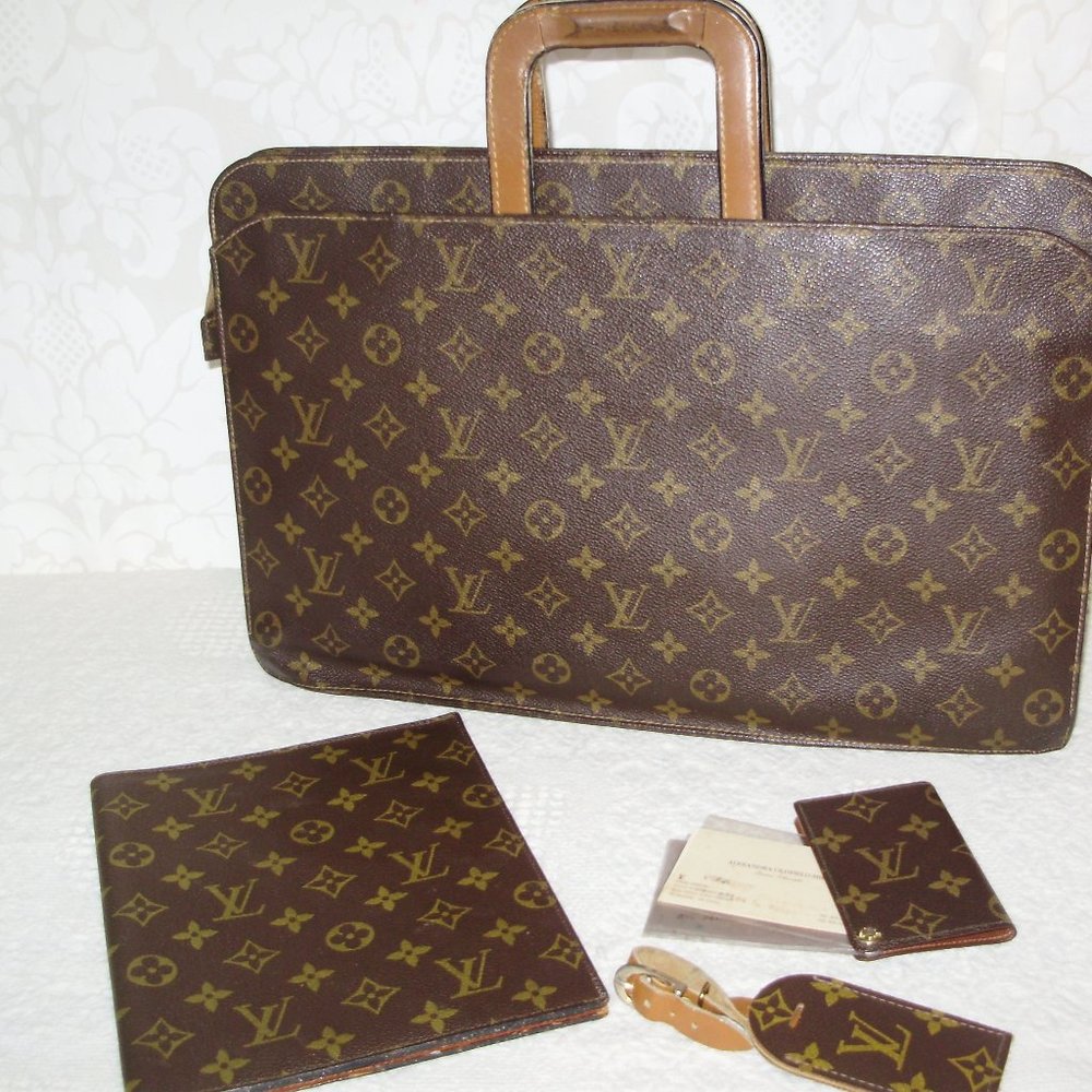 Louis Vuitton Monogram Vintage Portfolio and Accessories